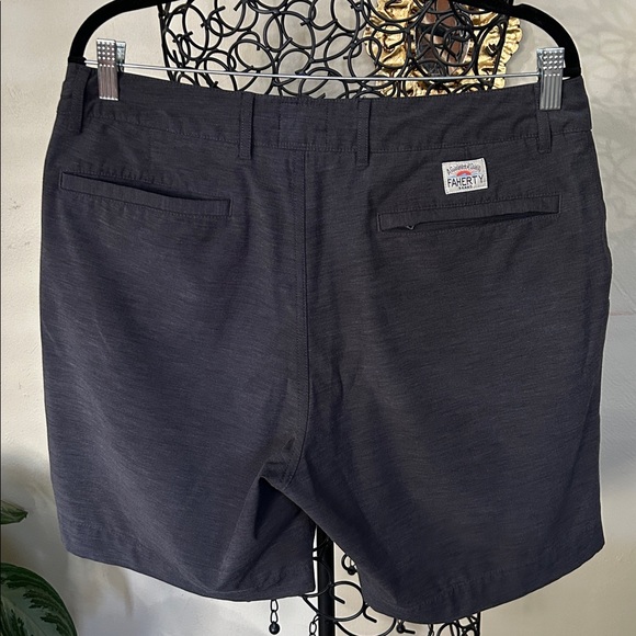 Faherty Men's Charcoal All Day Shorts 7” Size 33 Performance Casual - Picture 6 of 9